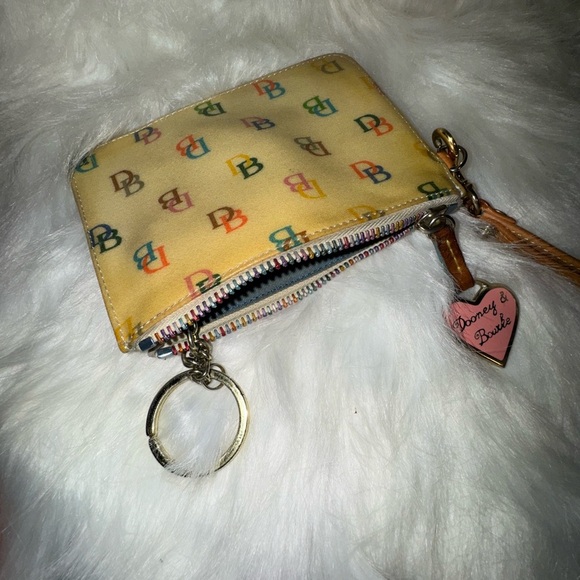 Dooney & Bourke - Picture 5 of 9